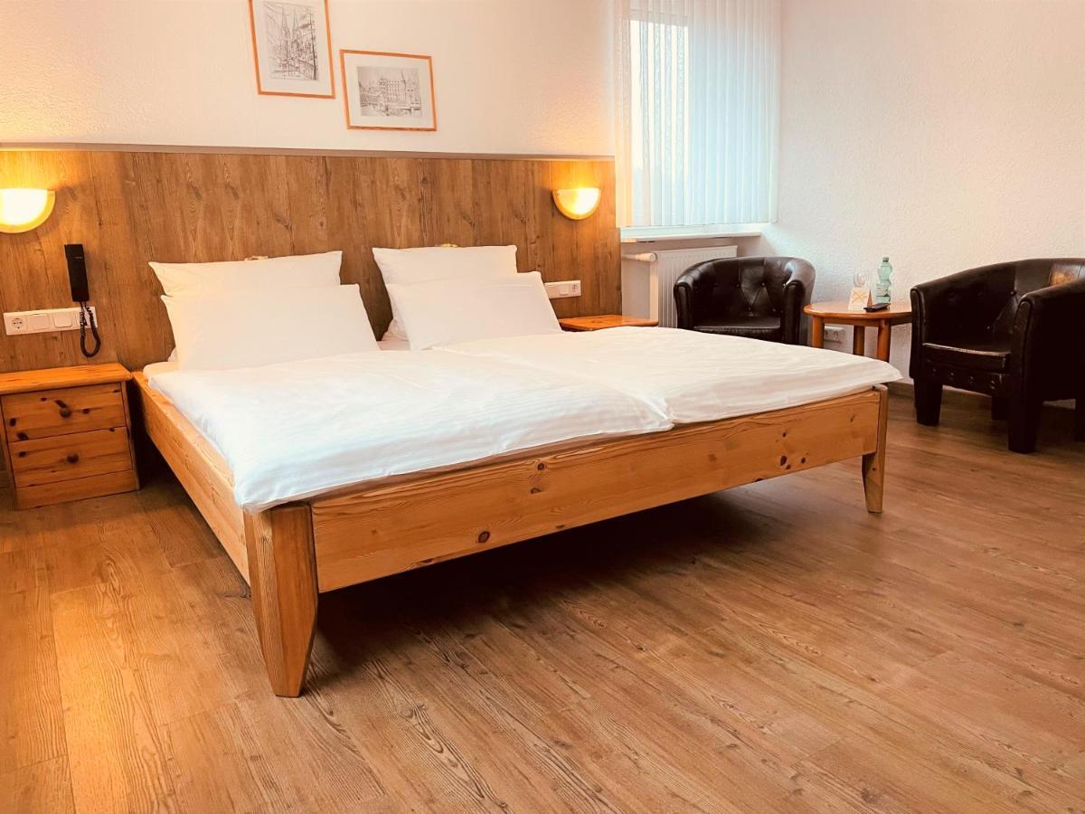 Hotel Orthwein -Kostenfreie Parkplaetze- Colbe Bagian luar foto