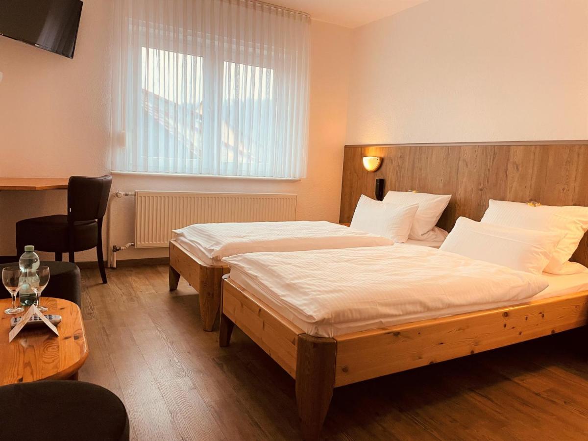Hotel Orthwein -Kostenfreie Parkplaetze- Colbe Bagian luar foto